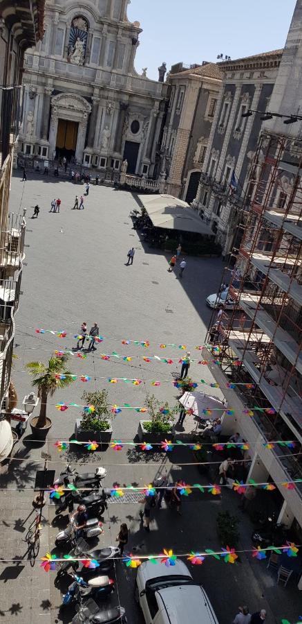 مبيت وإفطار كاتانيا Tre Stelle Al Duomo المظهر الخارجي الصورة